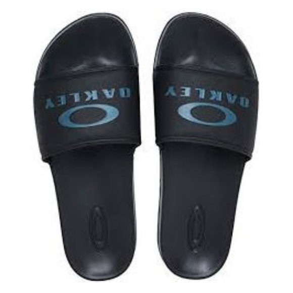 oakley flip flops